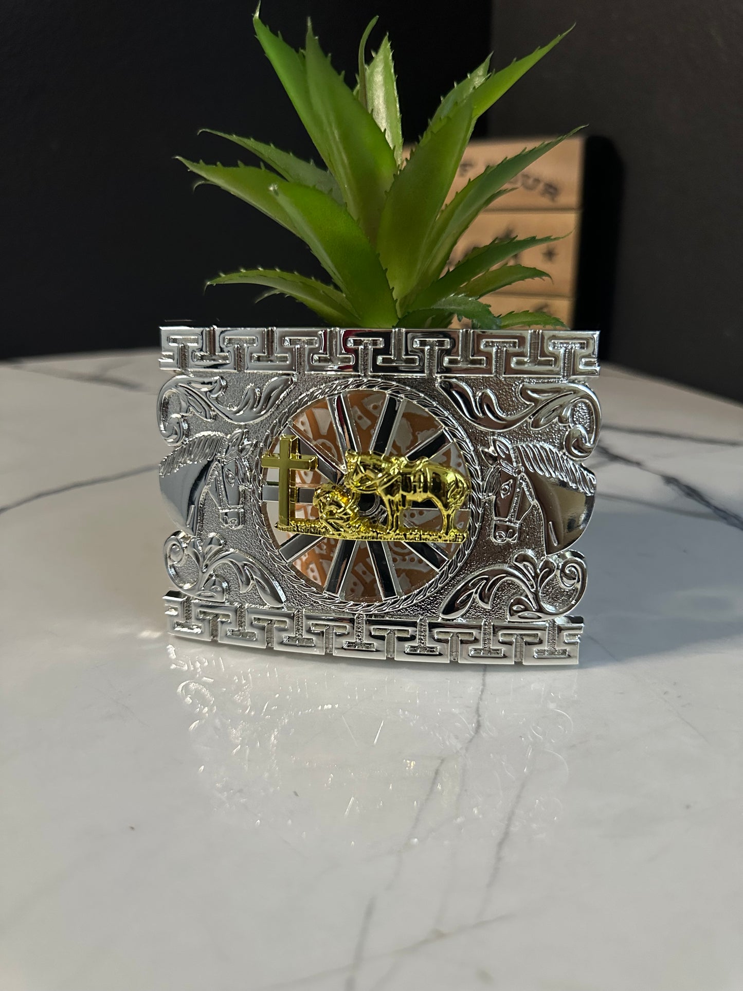 Dylan Praying Cowboy Belt Buckle Silver / G Logo