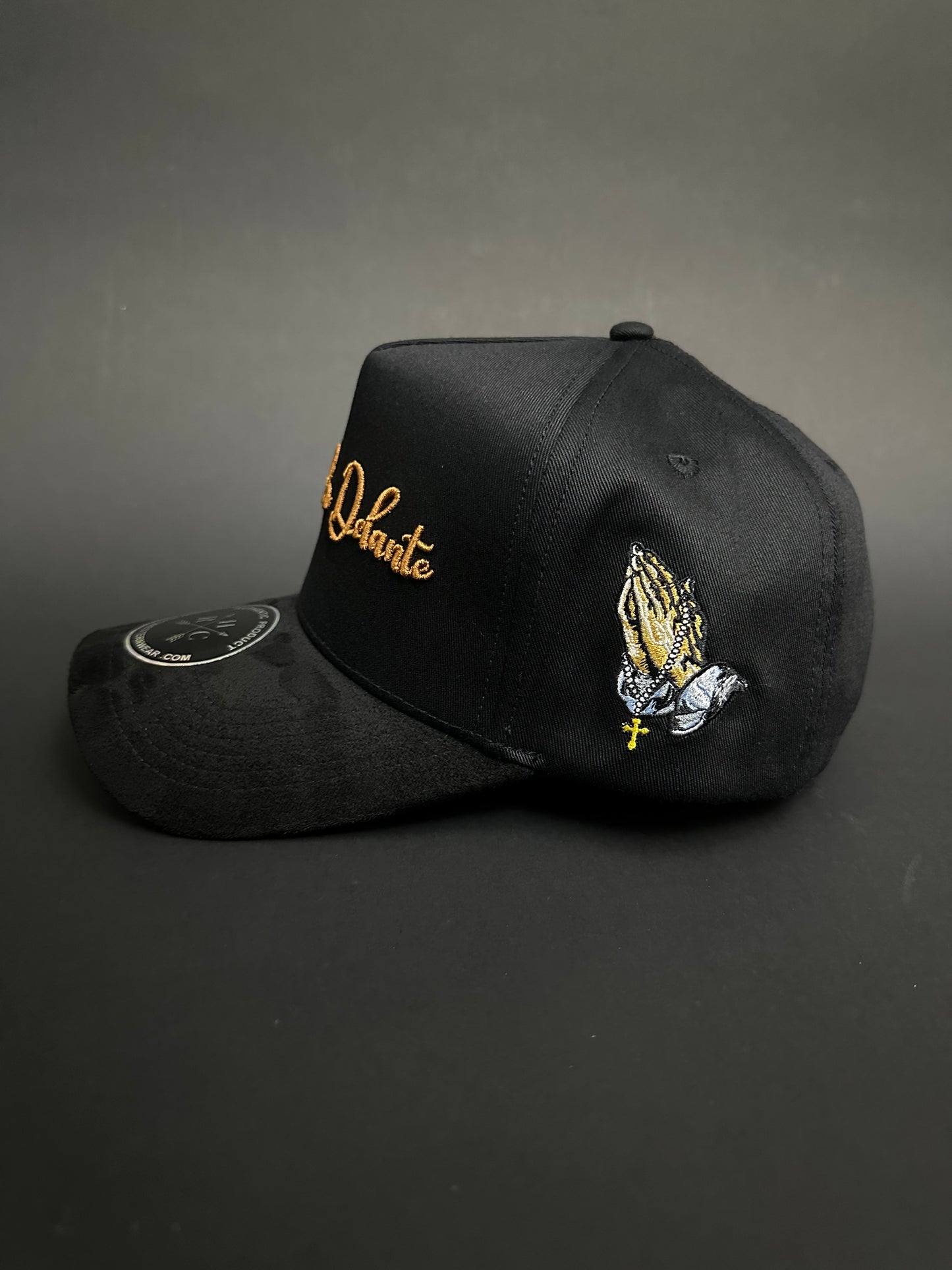 Dios Por Delante Black Hat