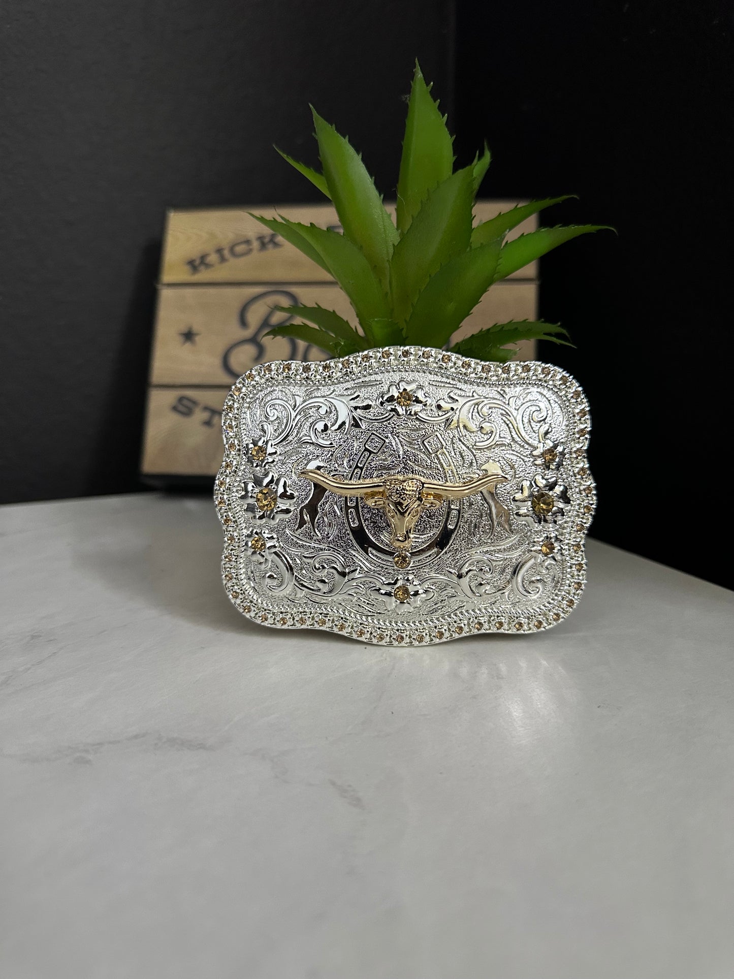 Brahman Long Horn Belt Buckle