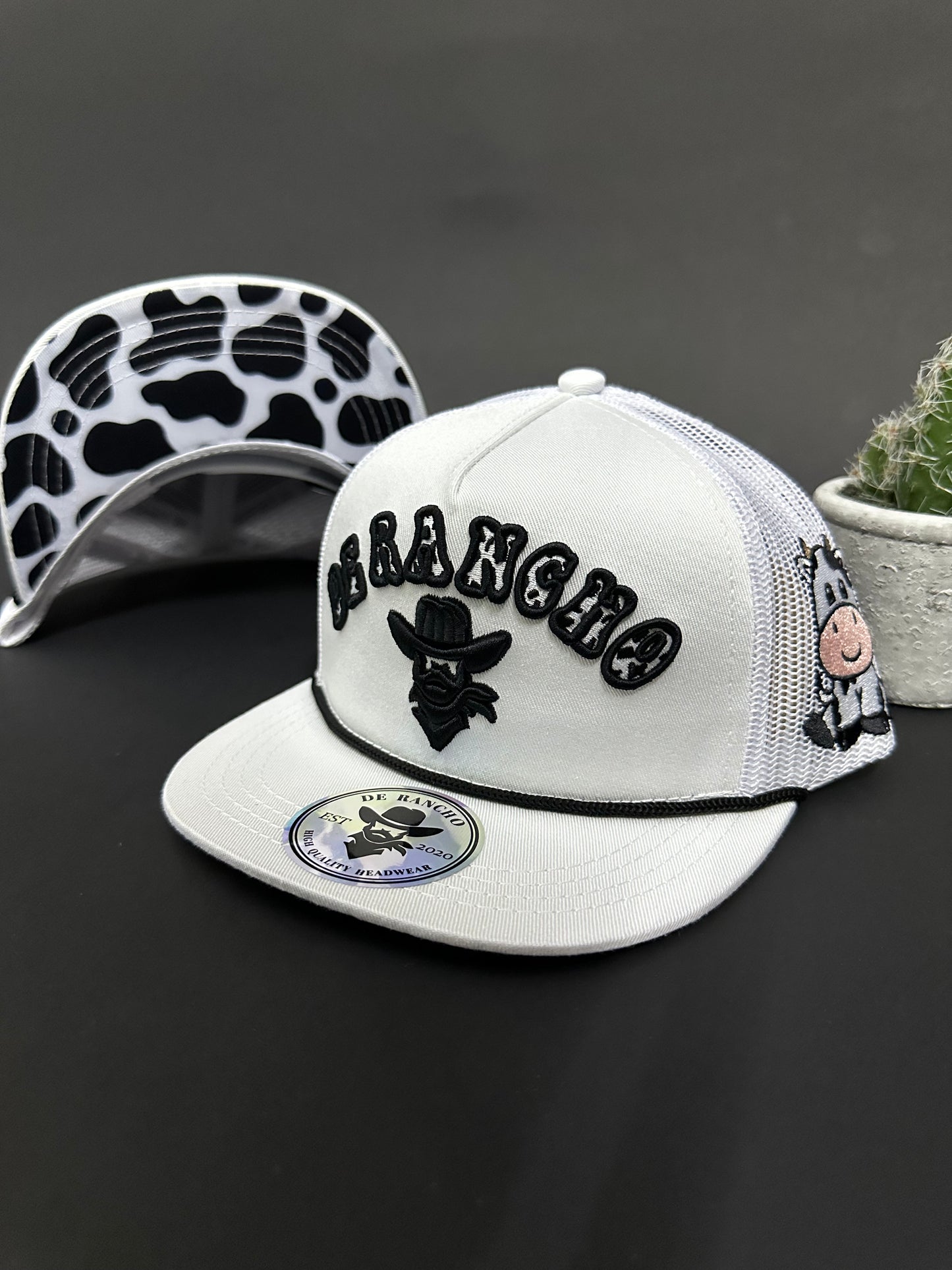White Cowprint Niño Kids SnapBack