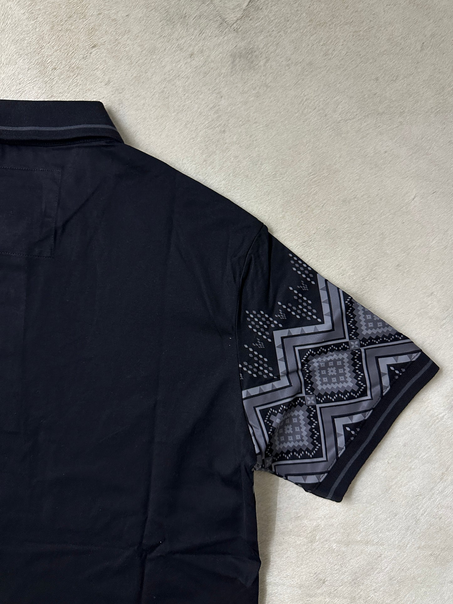 Riven Modern Fit Stretch Cotton Aztec Polo 167