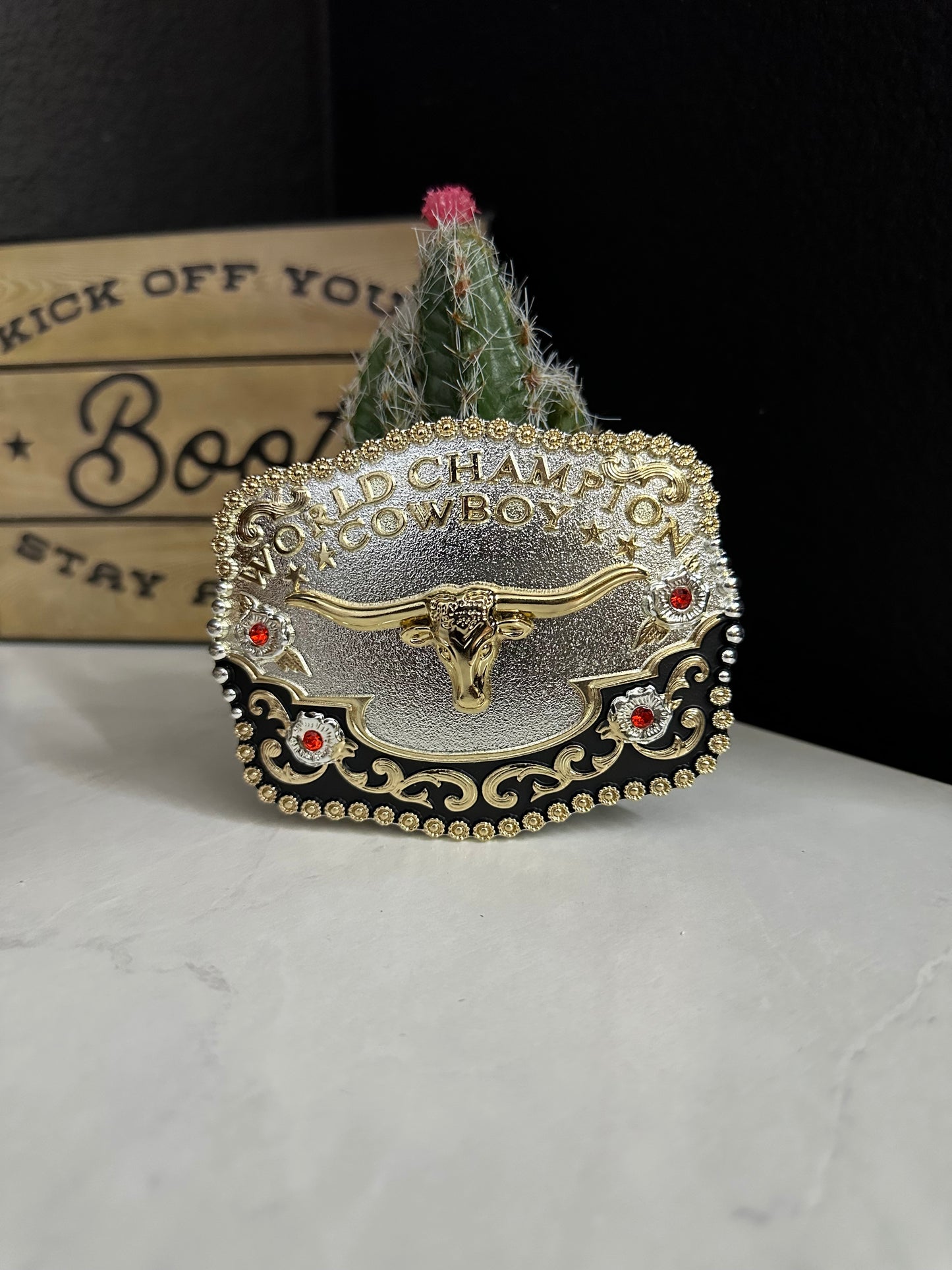 Jaxon Long Horn Belt Buckle