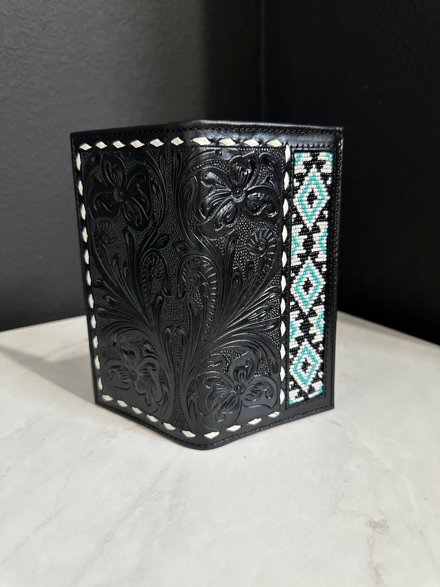 Men Tooled Inlay Beaded Rodeo Wallet