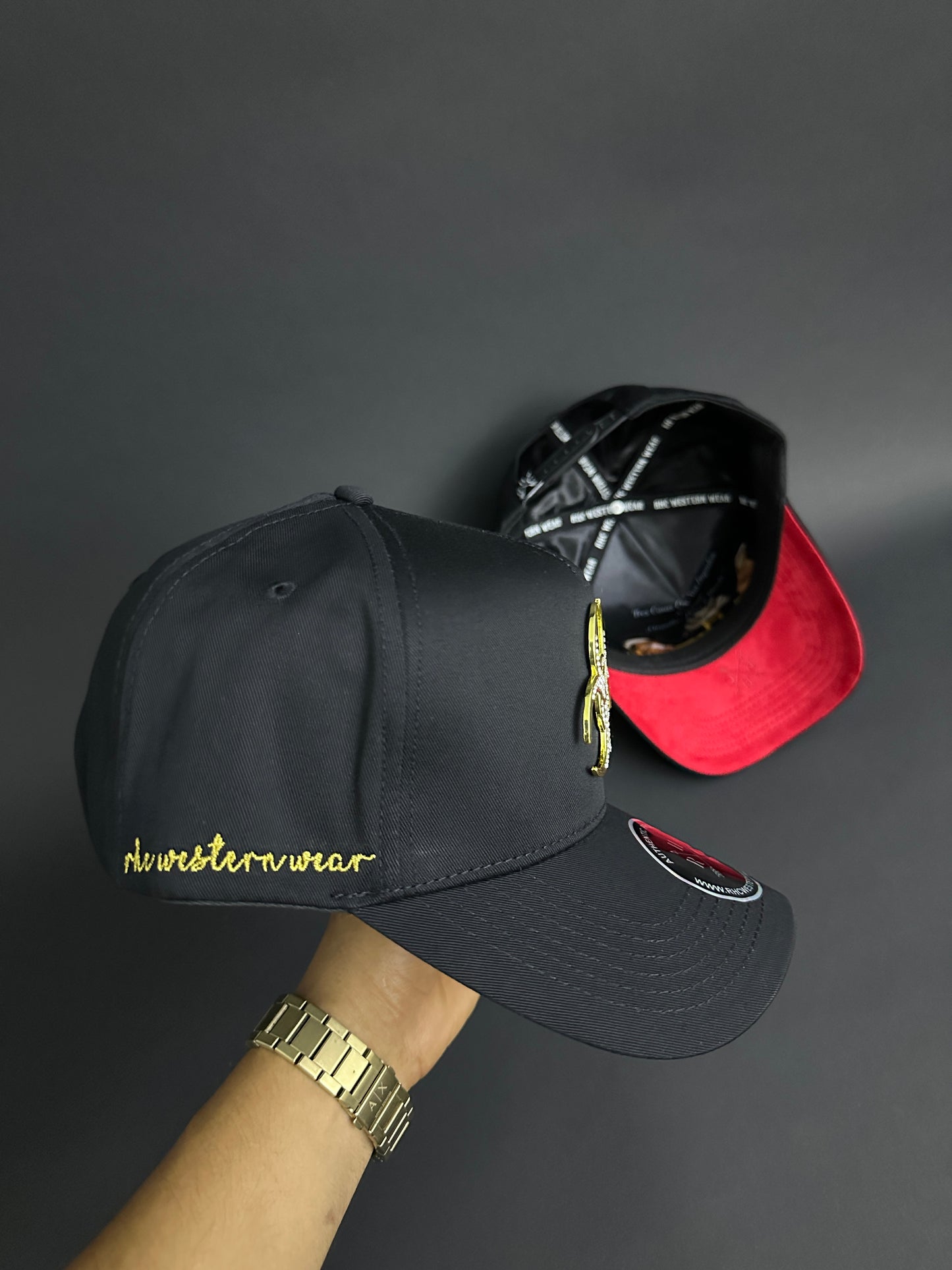 5.7 El Virus Hat RHC Edition