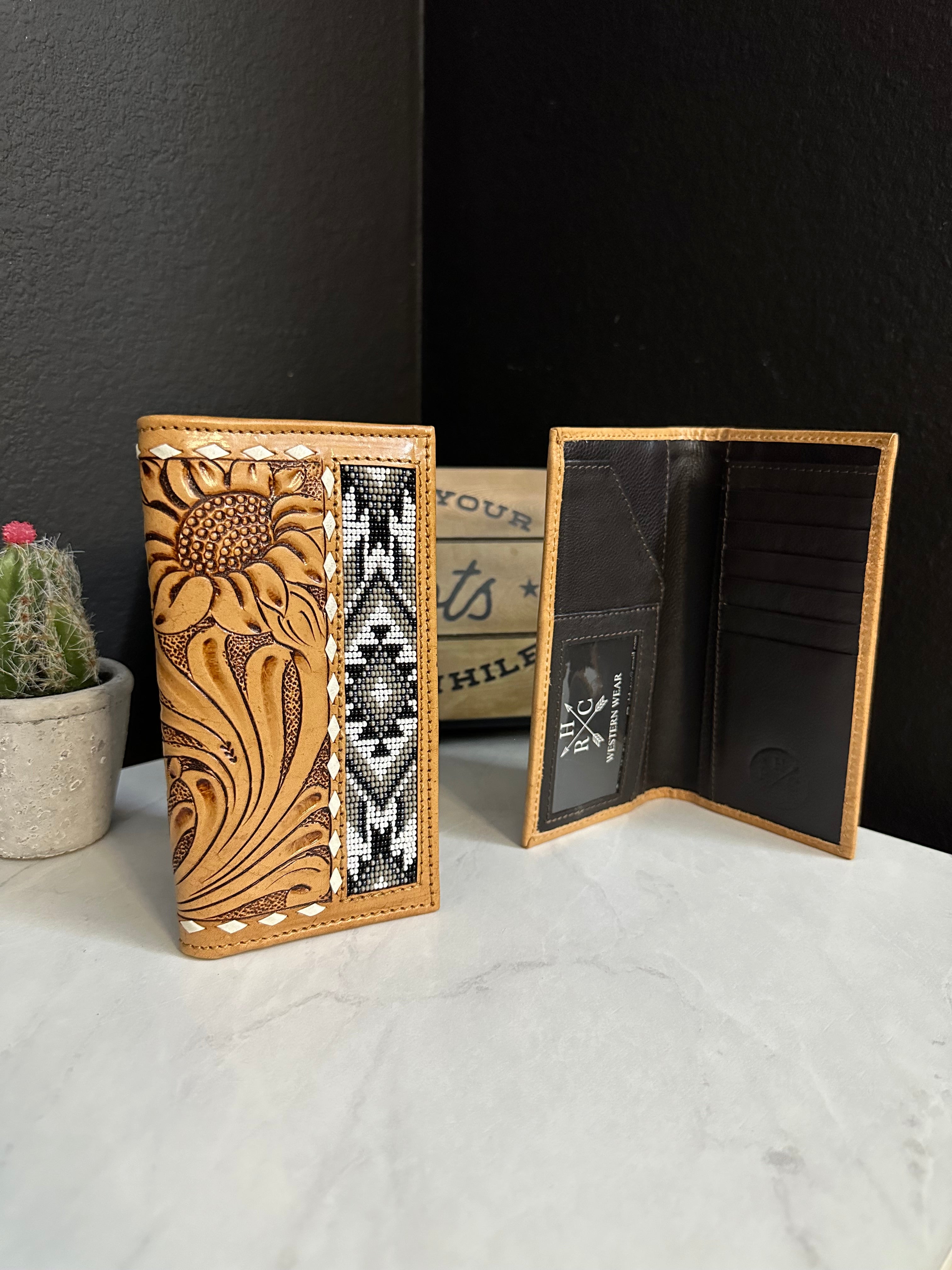Men Tooled Inlay Beaded Rodeo Wallet-2037 – RHCWesternWear