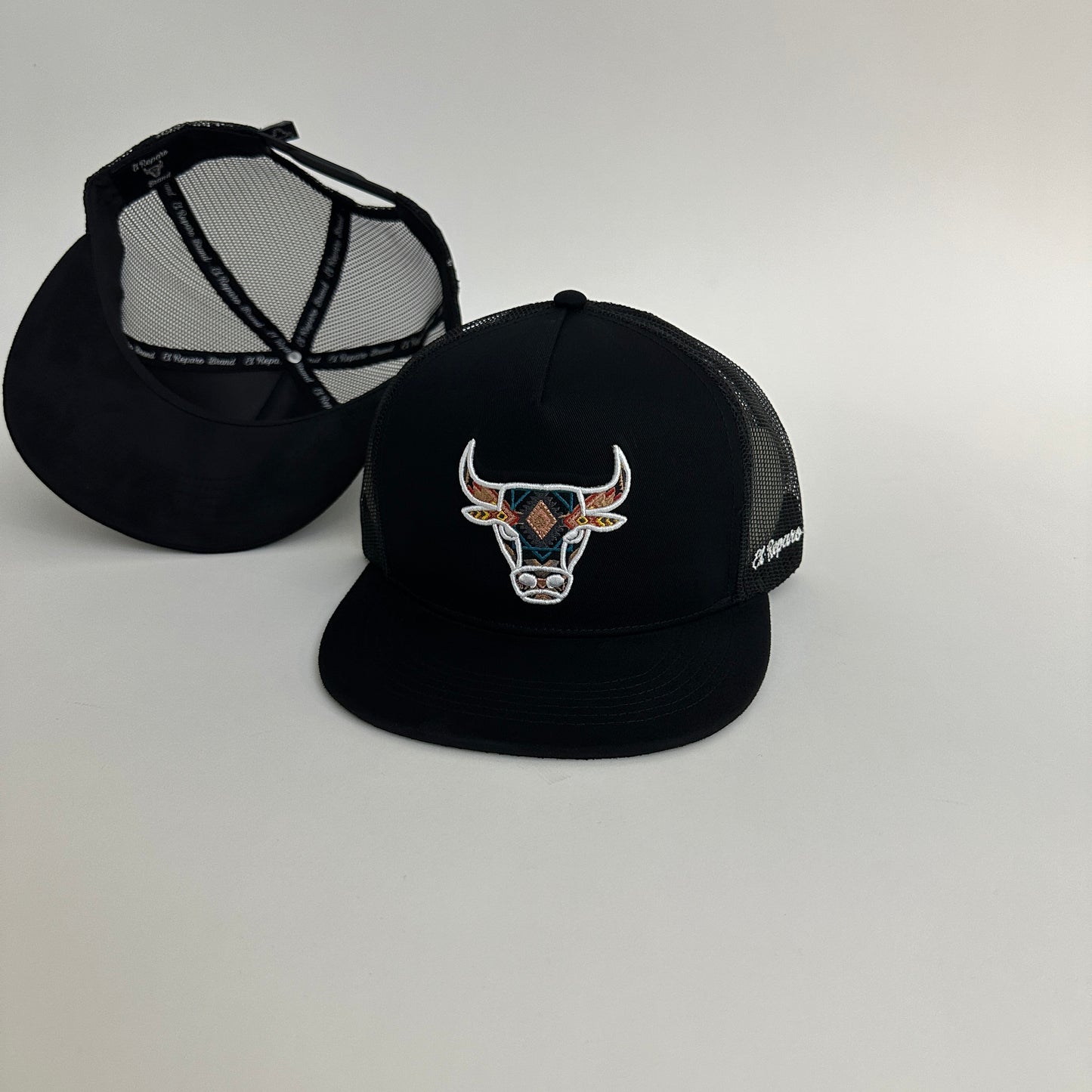 El Reparo Toro Azteca Snapback