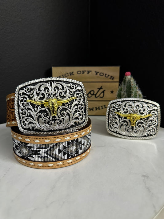Engraved Long Horn Horn Belt Buckle