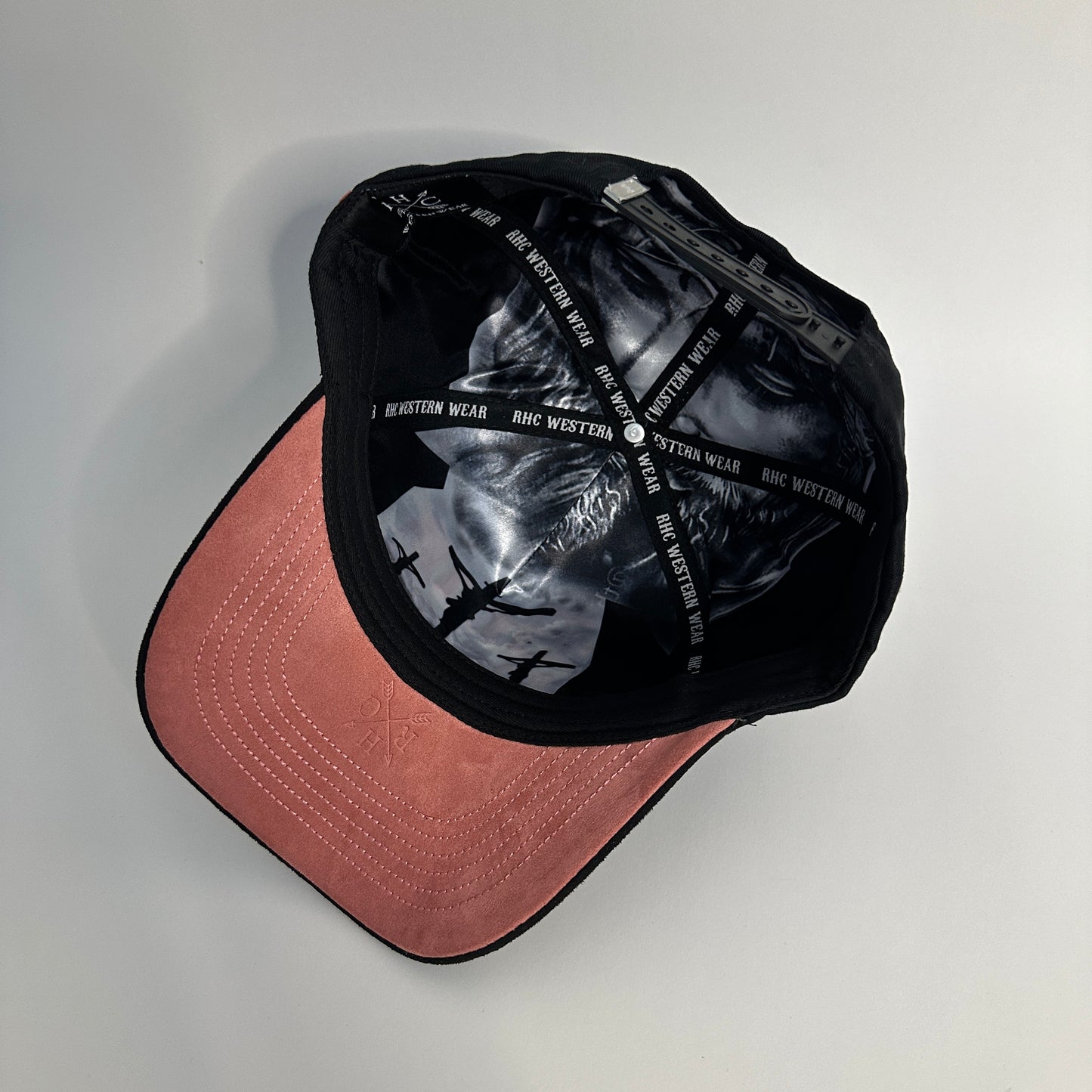Dios Por Delante RHC Black -Pink Prestige Hat
