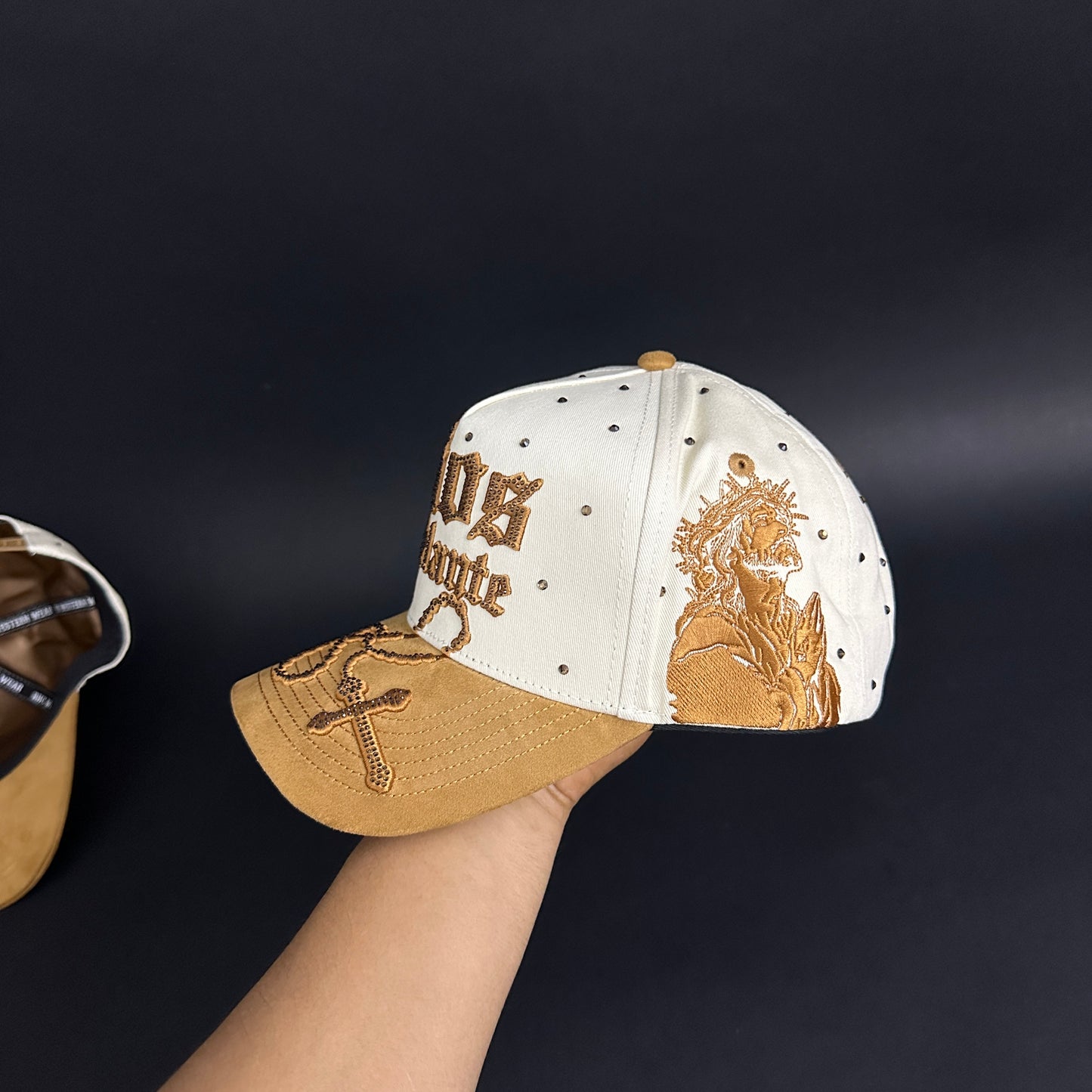 Dios Por Delante RHC Prestige Camel Brown